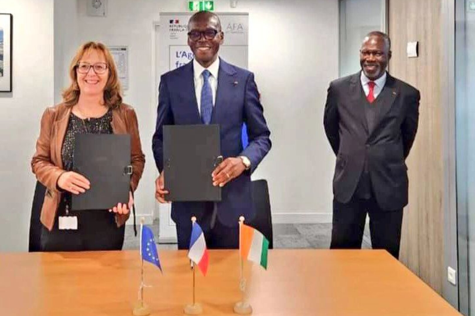 Signing of a Memorandum of Understanding between the High Authority for Good Governance (HABG) and the French Anti-Corruption Agency (AFA)