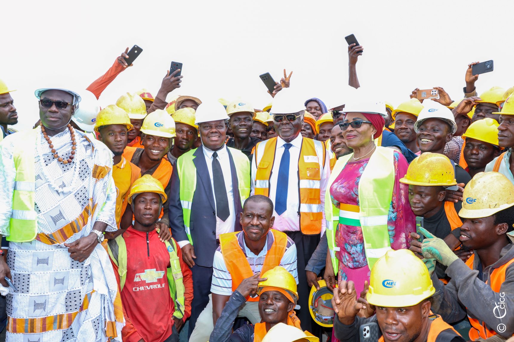 Road Infrastructure: Prime Minister Robert Beugré Mambé Reviews Progress of Six Construction Projects in Abidjan