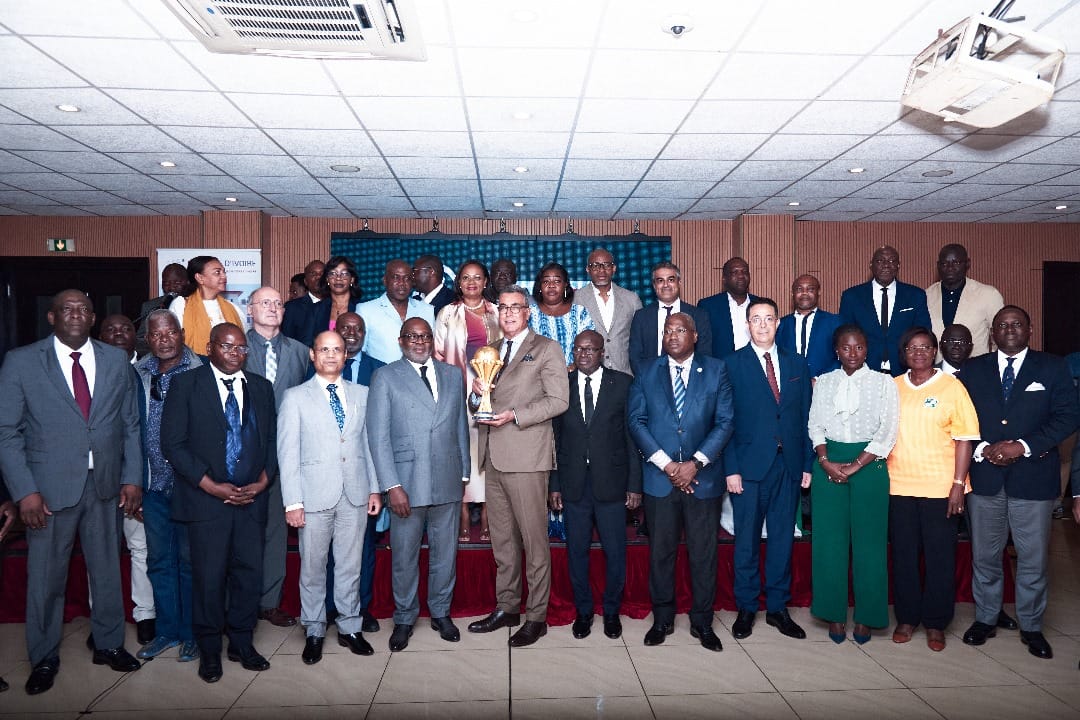 Trophy Tour: The Trophy Presented to the Diplomatic Community in Côte D’Ivoire